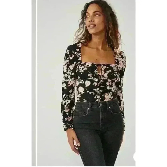 NWT $98 Free People Hilary Printed Top Size Large Black Combo Smock Puff Sleeve - Picture 3 of 6